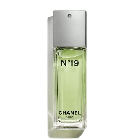 n19 Chanel discontinued